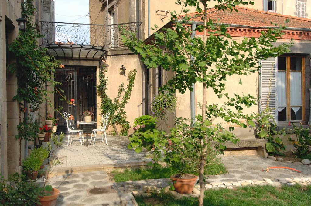 ホテルLa Maison De Mariecamille Saint-Germain-Lembron エクステリア 写真
